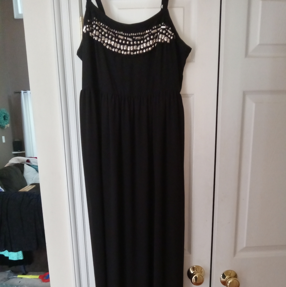 Torrid size 2 (18/20), long dress, maxi